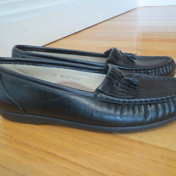 Women's Black SAS Penny Loafers Wedges Slip On Shoes Size 10 M EUC - Picture 2 of 10